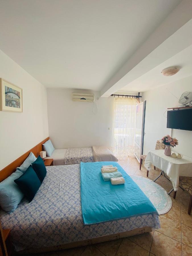Miomir Perazic Apartments Petrovac Extérieur photo