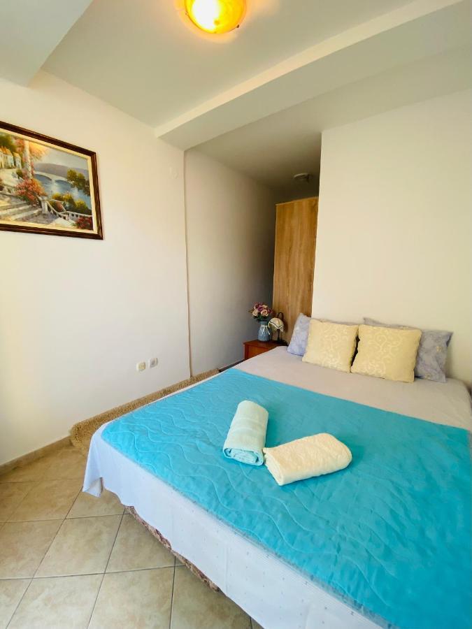 Miomir Perazic Apartments Petrovac Extérieur photo