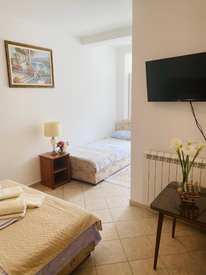 Miomir Perazic Apartments Petrovac Extérieur photo