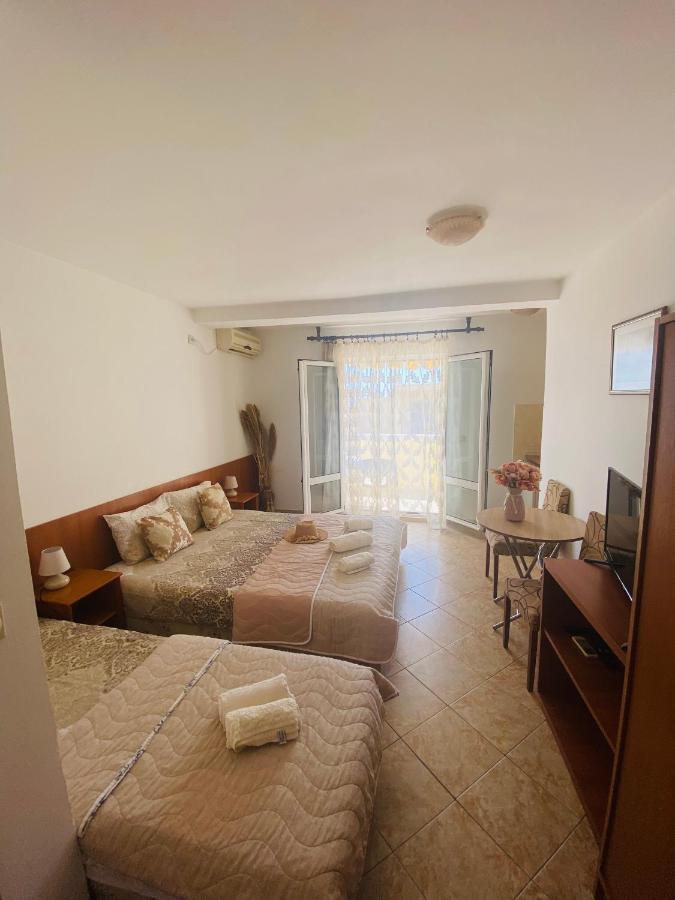 Miomir Perazic Apartments Petrovac Extérieur photo