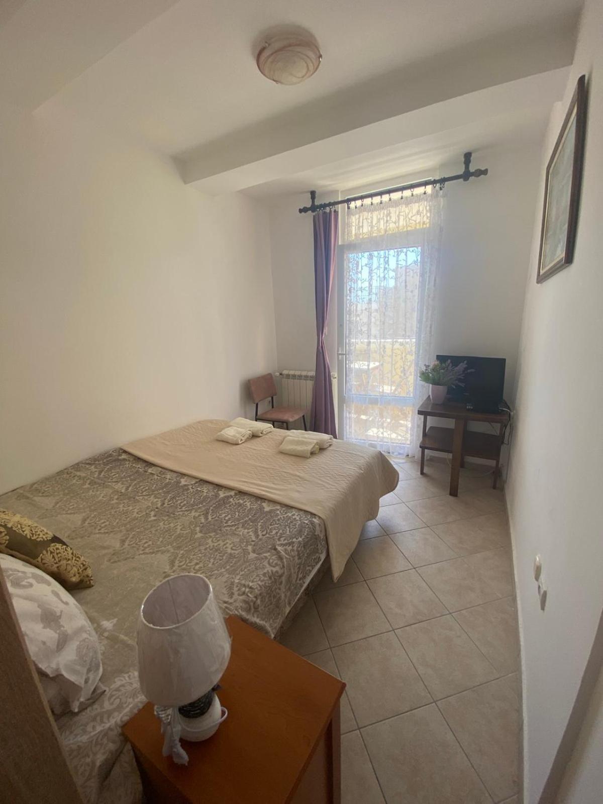 Miomir Perazic Apartments Petrovac Extérieur photo