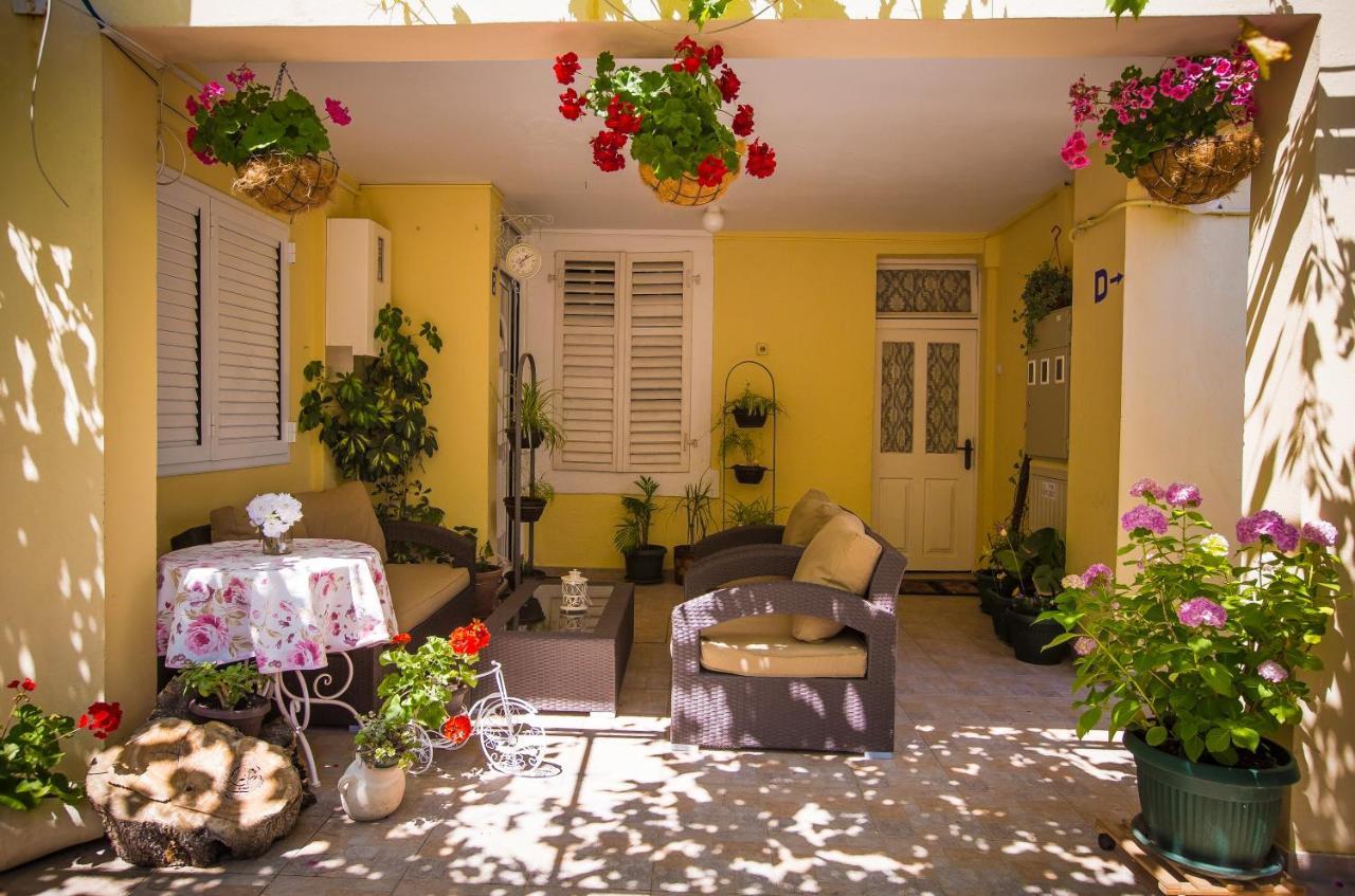 Miomir Perazic Apartments Petrovac Extérieur photo