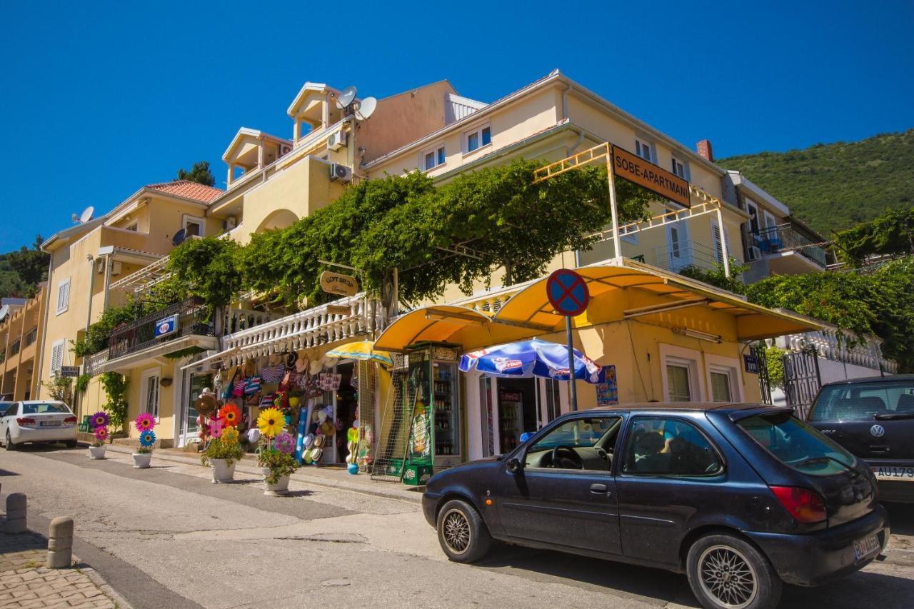Miomir Perazic Apartments Petrovac Extérieur photo